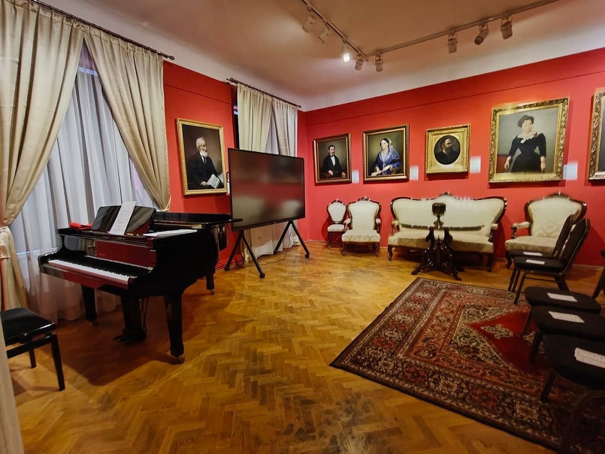 Casa Mureșenilor — 2