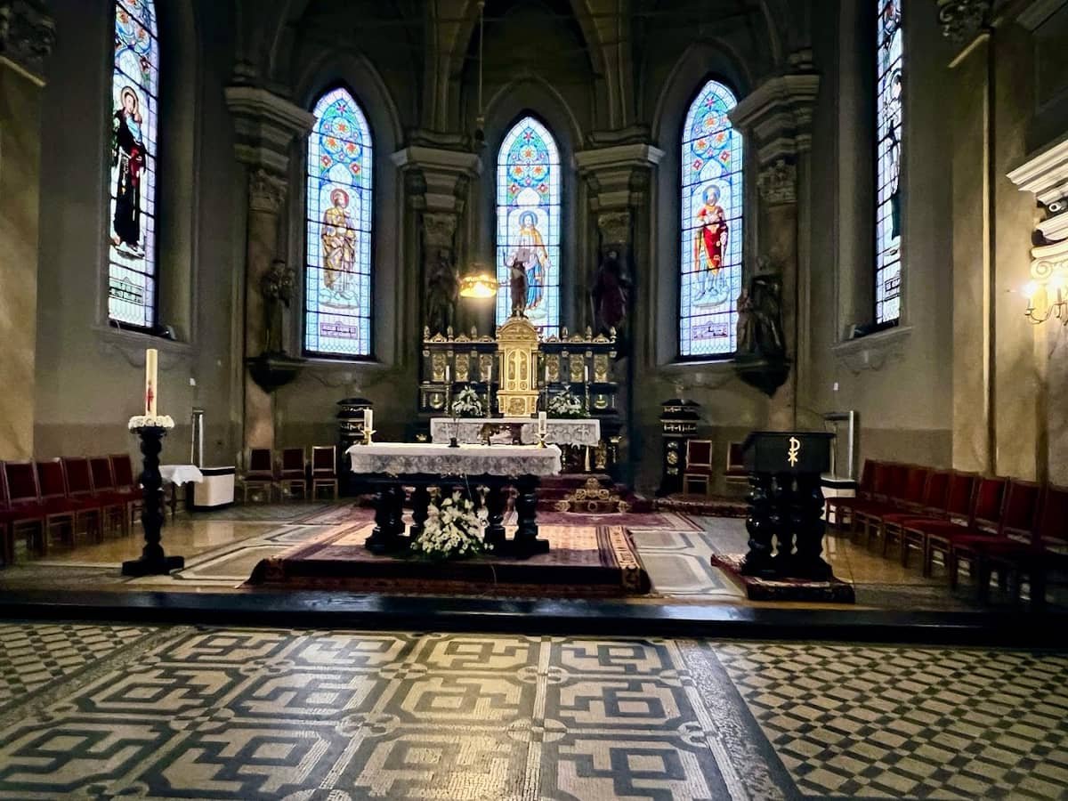 Biserica Romano-Catolică Sfinții Petru și Pavel — 2