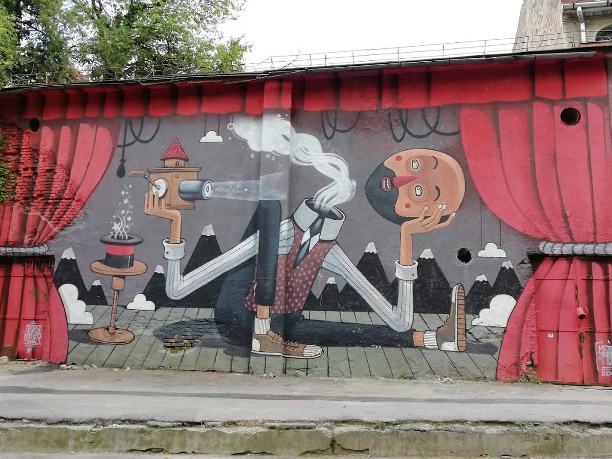 Strada După Ziduri — 3