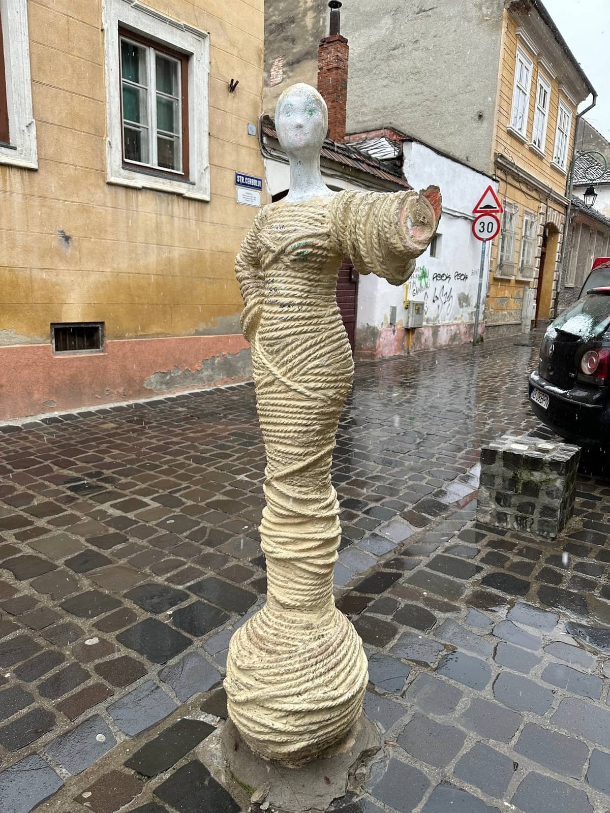 Strada Sforii — 3