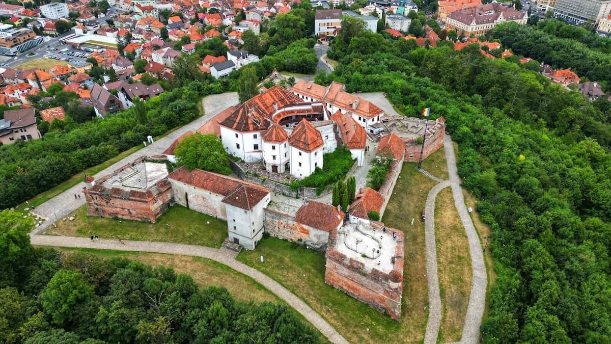 Cetățuia de pe Strajă — 2