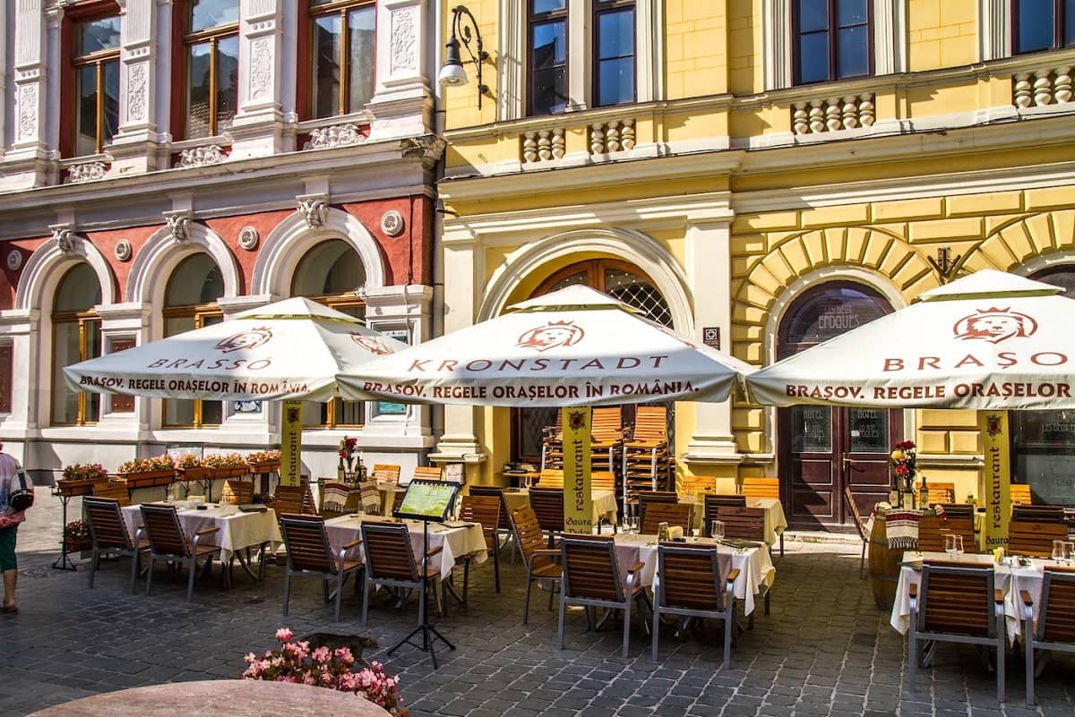 Ce mănânci în Brașov: feluri ardelenești și unde să le comanzi