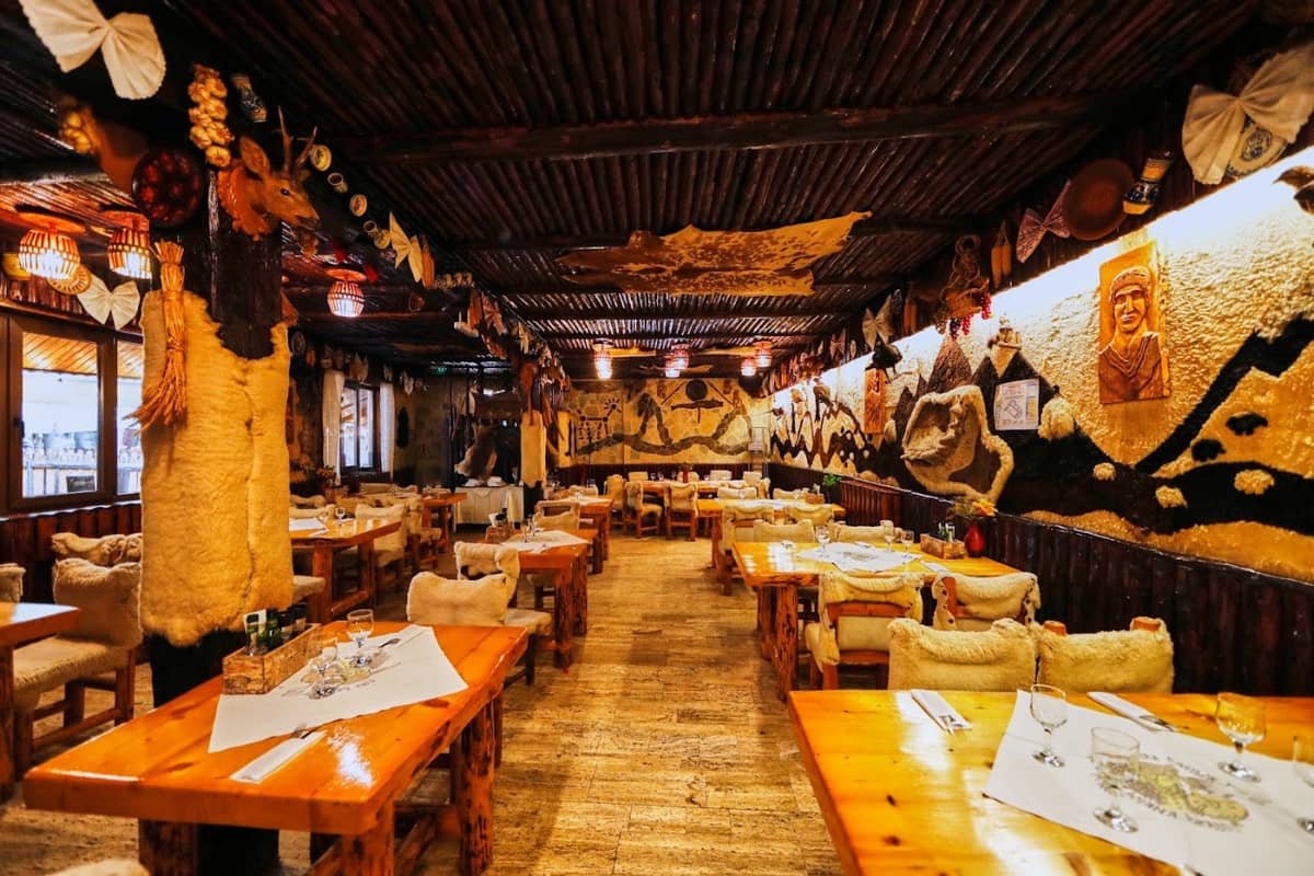 Restaurant Șura Dacilor